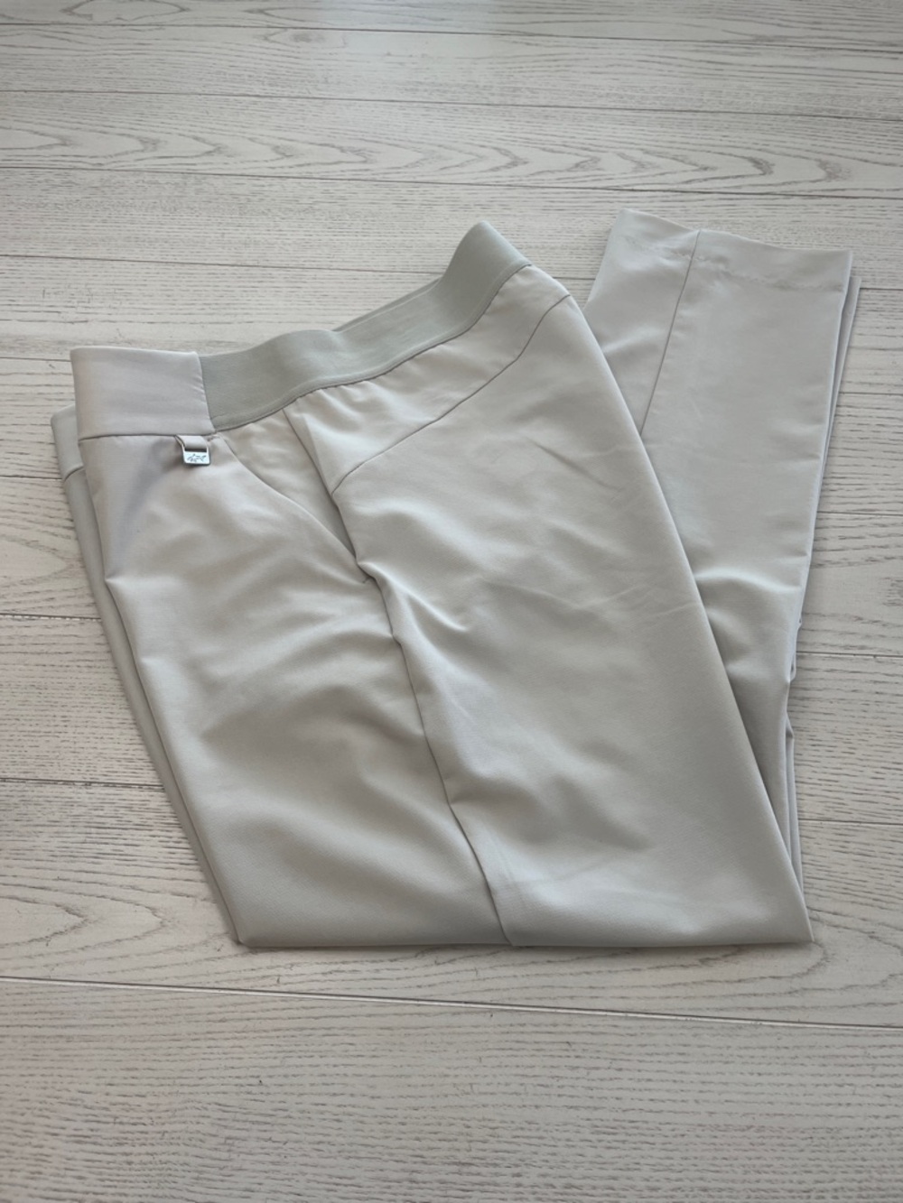 Greg Norman Collection Light Gray Stretch Pull-On Pants - Picture 2 of 7